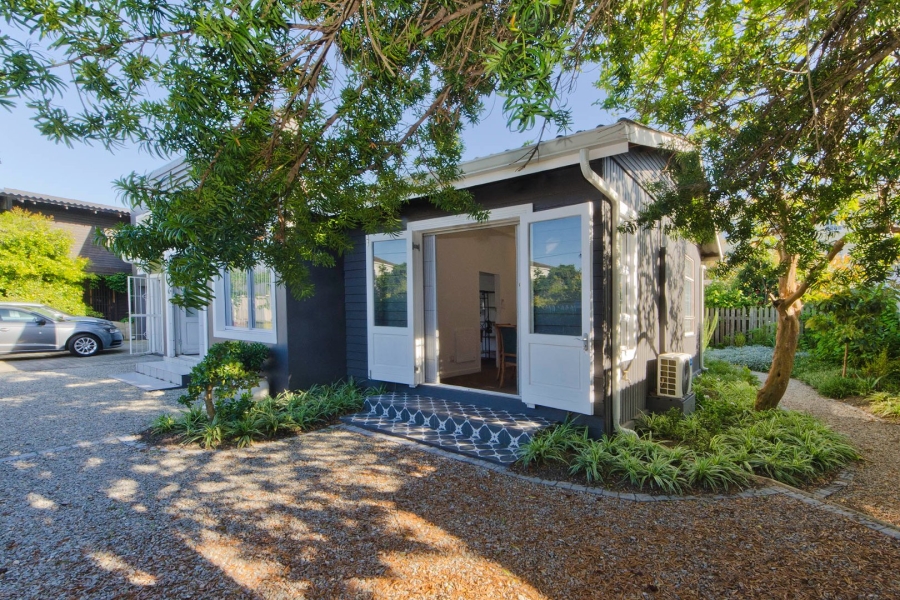 2 Bedroom Property for Sale in Knysna Central Western Cape